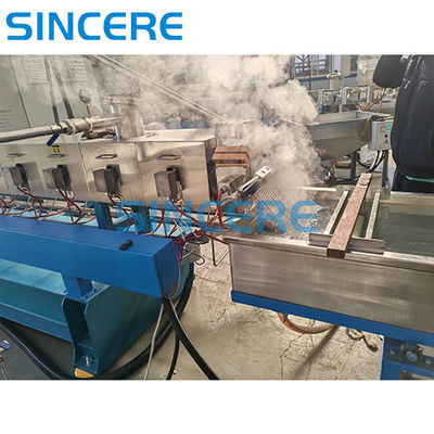 พลาสติก PP PE Twin Screw Extruder Pelletizing Line เส้นการผลักดัน เส้นการควบคุม PLC อัตโนมัติเต็ม